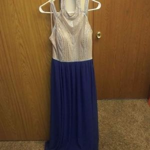 Long prom/formal dress